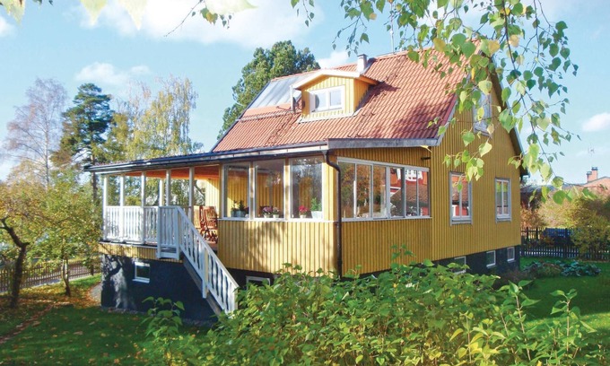 Spanga - Tensta Casa | Impresionante casa en Spånga con cocina