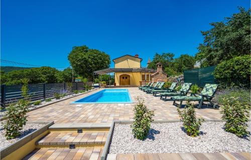 Susnjevica Casa | Lovely Home In Susnjevica With Kitchen