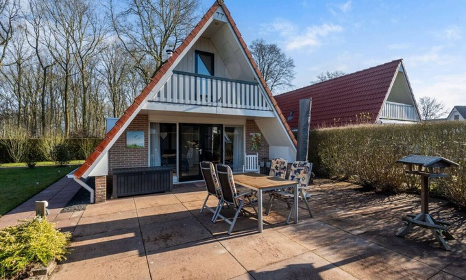 Zwiggelte Casa | Lovely Home with fireplace.