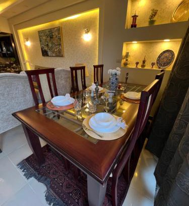 New Cairo Apartamento | Lovely hotel apart in front Auc