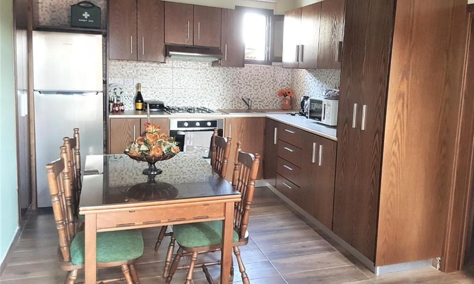Dherynia Apartamento | Lovely house not far from the beach, near Protaras