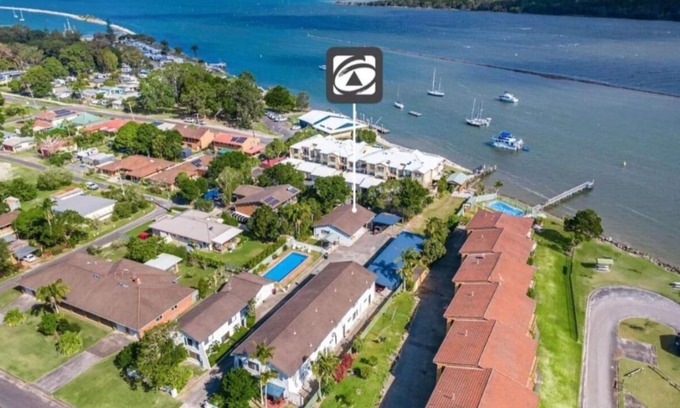 Iluka Apartamento | Boat ramp, jetty and pool. Family holidays or romantic getaways on the Clarence