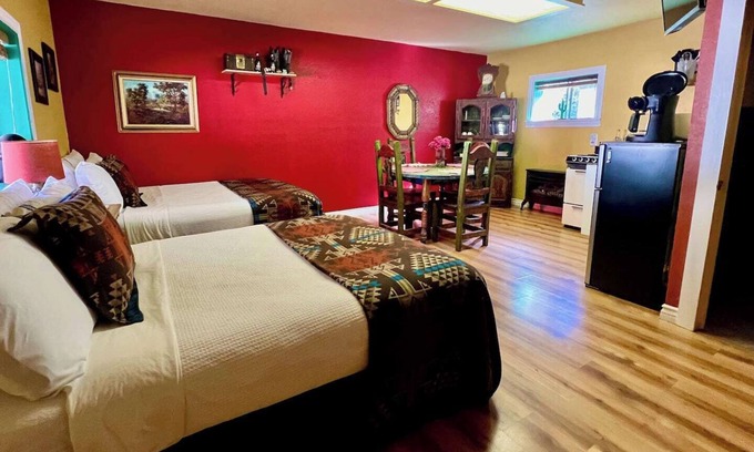 San Lorenzo Apartamento | Lovely Kitchen Suite at Lake Roberts