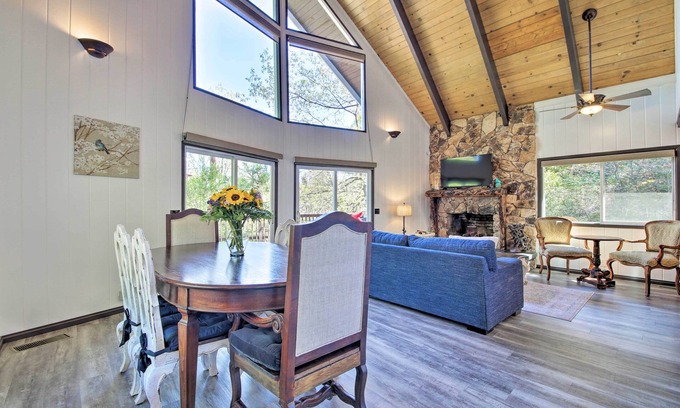 Lake Arrowhead Cabaña | Lovely Lake Arrowhead Home w/ Bikes: Pet Friendly!
