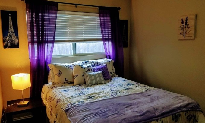 Converse Casa | Lovely Lake home near downtown riverwalk