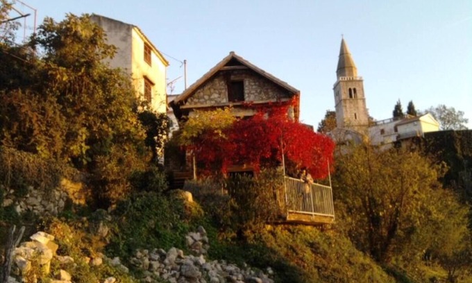 Soline Cabaña | Lovely Little Stone House