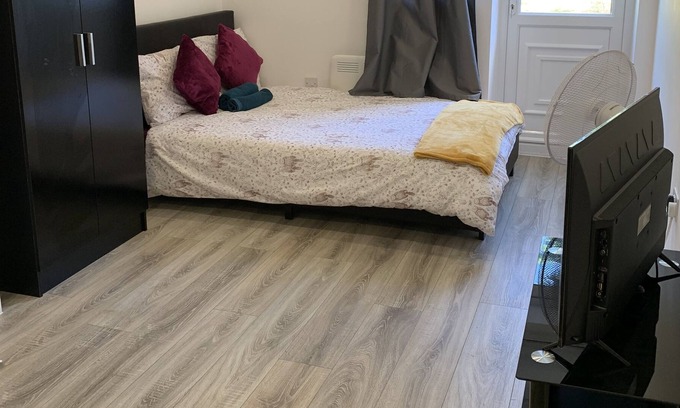 London Borough of Bromley Apartamento | Lovely London studio flat