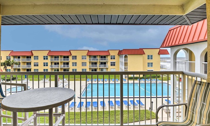 Point East Condominio | Lovely New Smyrna Beach Condo on the Beach!