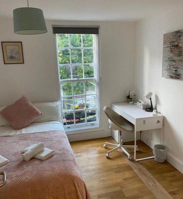 Euston Casa | Lovely Private Rooms in Euston, Central London