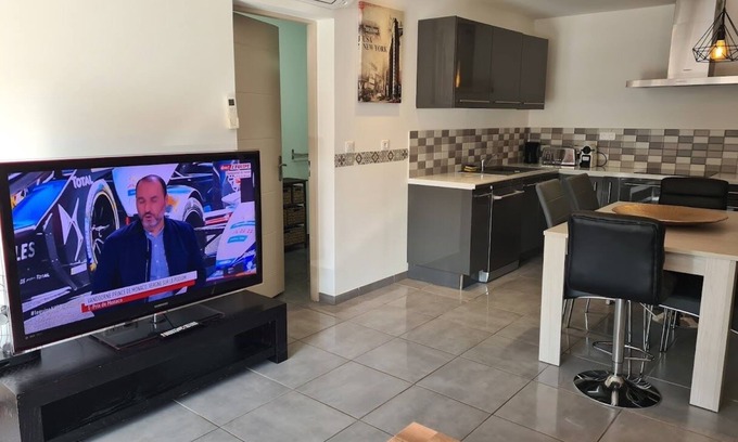 Bastelicaccia Apartamento | Lovely, quiet apartment 7 minutes from ajaccio