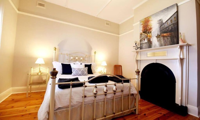 Warradale Casa | Lovely Renovated Bungalow close to SA Aquatic Ctr