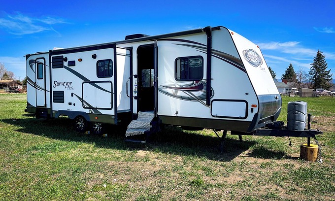 Stevensville Casa | Lovely RV with AC in charming Stevensville