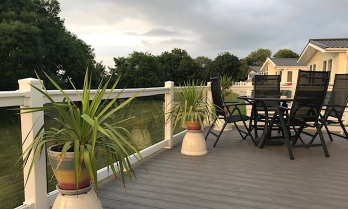 Bucks Cross Cabina | Lovely spacious lodge overlooking the Atlantic Ocean