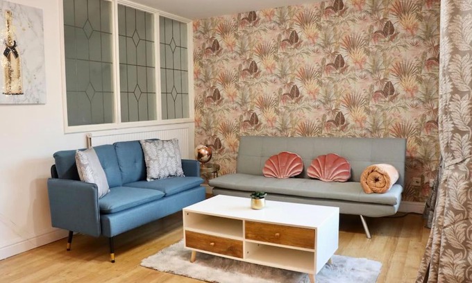 Leeds Apartamento | Lovely staycation with family FREE Parking & WiFi