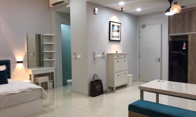 Mutiara Damansara Condominio | Lovely studio apt w pool & steam bath @ Damansara
