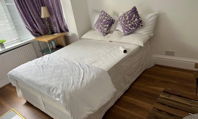 Stonebridge Apartamento | Lovely Studio flat in London
