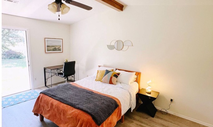 Fayetteville Apartamento | Lovely studio in Fayetteville