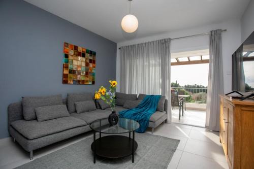 Universal Apartamento | Lovely & Stylish! 3BR Specious Penthouse-Serenity Skyview