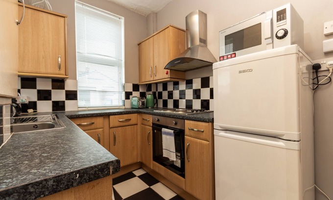 Eccles Cama Y Desayuno | Lovely Suite 1: Private Room in Eccles