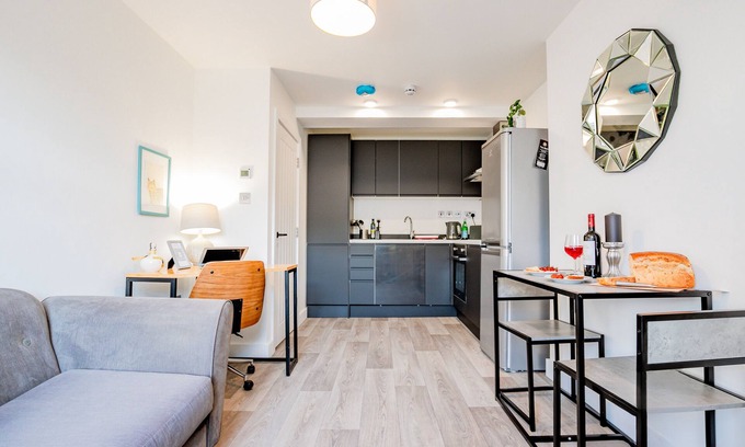 Caterham Apartamento | Lovely Two Bed Flat in Caterham