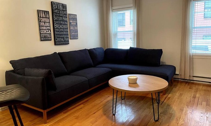 South Boston Apartamento | Lovely Two Bedroom Condo in South Boston