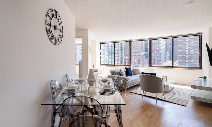 Upper East Side Apartamento | Lovely UES Luxury 2 Bed w/Gym, Pool,Laundry #6160