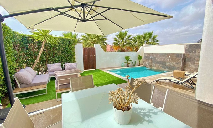 Torre-Pacheco Villa | Lovely villa in5*golf resort, private Pool, south facing, golf view, security