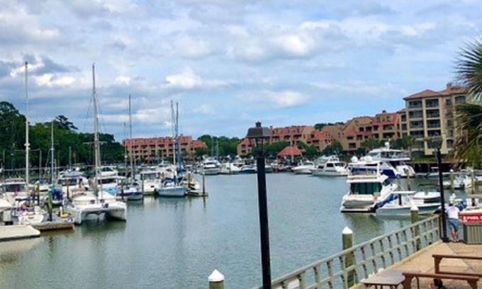 Shelter Cove Condominio | Lovely Villa Just Steps From The Harbour
