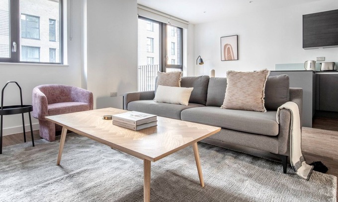 William Morris Apartamento | Lovely Walthamstow 2BR w/ Gym, nr Tube, by Blueground