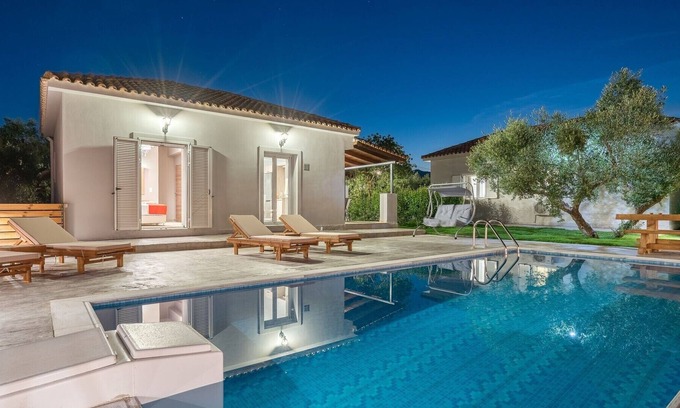 Fiolitis Villa | Lovely Zante Villa | 3 Bedrooms | Villa Ftelia | Private Pool | Galaro