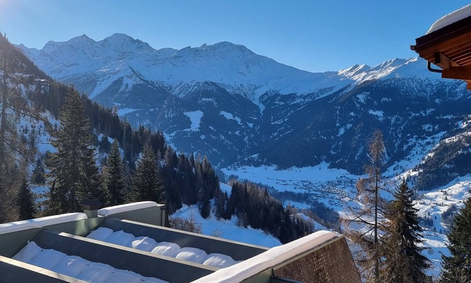Verbier Condominio | LOVErbier central apartment with 2 bedrooms, kitchen, pool, views