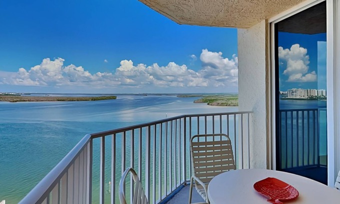 Fort Myers Beach Casa | Lovers Key Resort by VTrips