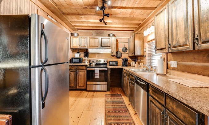 Cave Spring Cabina | Log Cabin Retreat 10 Min de Rome Georgia! 5 min de Cave Spring Georgia!