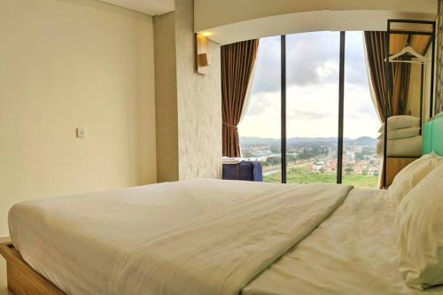 Batam Apartamento | Lovina 1823 at Pollux Meisterstadt