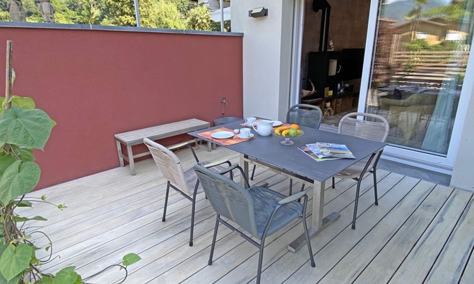 Arcegno Apartamento | Lovingly furnished apartment on the first floor of a 2-family house on the edge of the village.