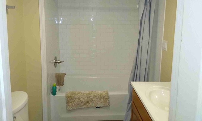 Hannibal Casa | Lovingly Restored Historic Cottage in America's Hometown