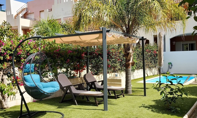 Playa de Vera Apartamento | BAJO en PRIMERA LÍNEA de Vera con piscina privada!