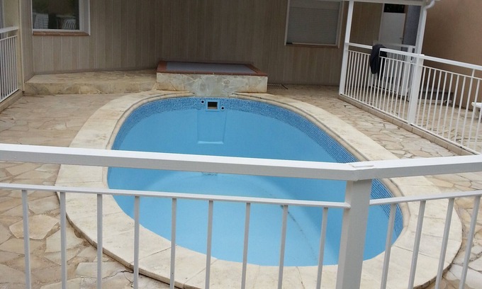Bastelicaccia Casa | Alquiler villa baja con piscina cerca del mar (Bastelicaccia)