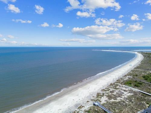 Saint Helena Island Casa | Lowcountry State of Mind luxury beach getaway located on Harbor Island, South Carolina