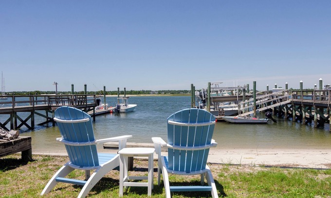 South End Casa | Lower Level Duplex with Intracoastal Views