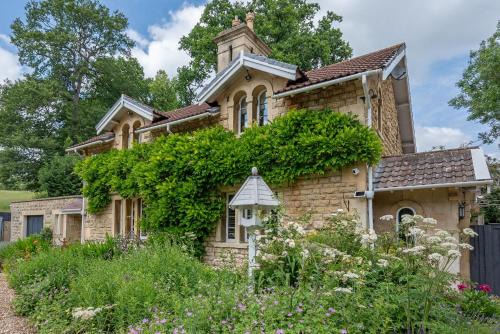 Bathford Casa | Lower Shockerwick Lodge