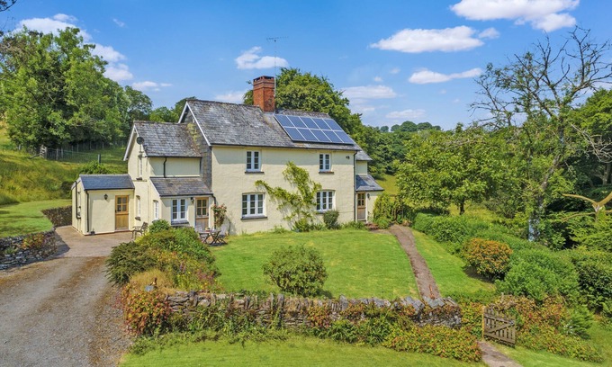 Liscombe Cabaña | Lower Spire Cottages (sleeps 11)