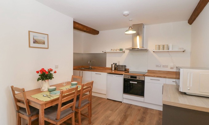 Bodenham Cabaña | Lower Venn Granary Apartment 1