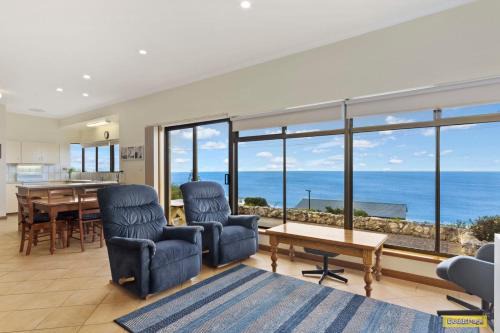 Port Elliot Casa | Lowtide 13a Battunga Ave Port Elliot - No Linen Included