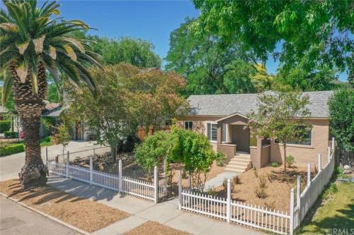 Paso Robles Casa | LP10 Downtown luxury villa with AC gameroom