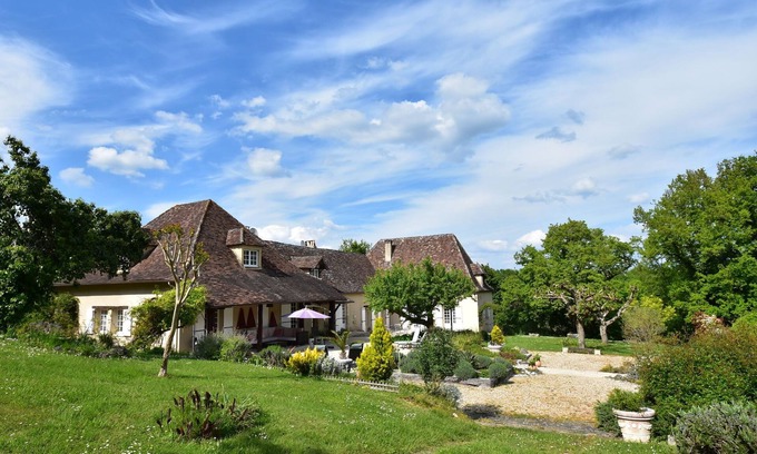 Port-Sainte-Foy-et-Ponchapt Villa | Villa de lujo en Dordoña con piscina y jardín