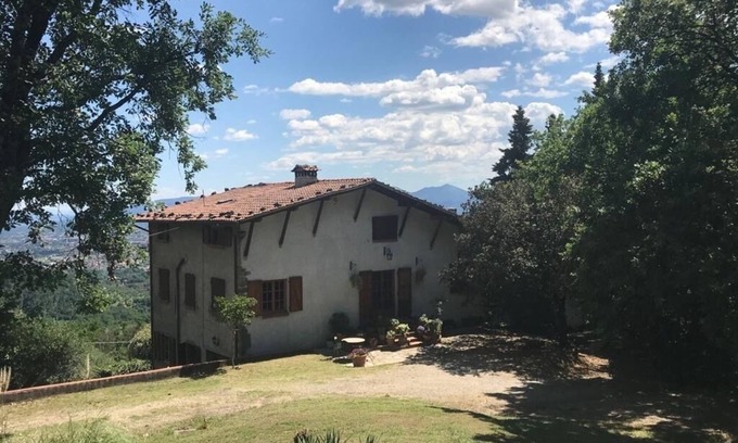 Nozanno Otro | Lucca Tuscany Olive Farm house 4 bedrooms Terrace views of Tuscany with pool