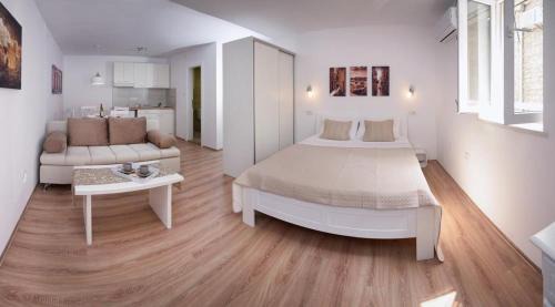 Old Town Apartamento | Luce