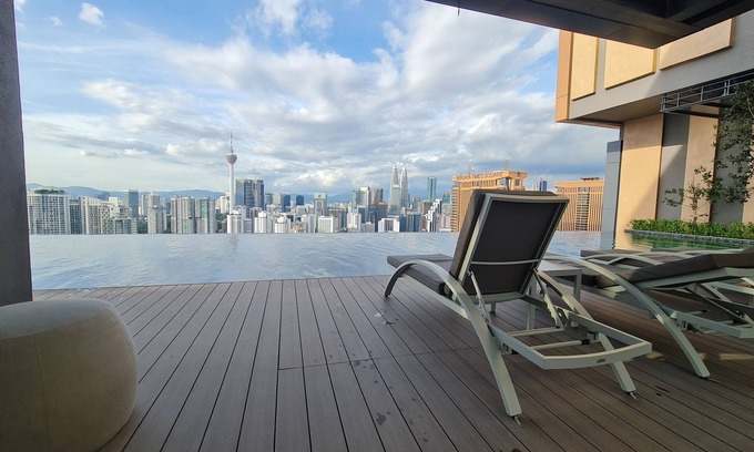 Pudu Apartamento | Lucentia Residence World Class Facility