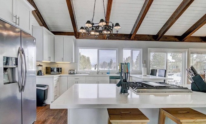 Tahoe Island Casa | Lucerne Lake House | Ski Lease 30+ Days!